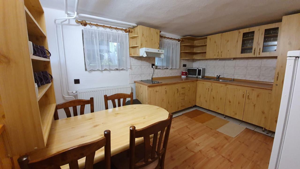 Apartmany Anna Bešeňová Dış mekan fotoğraf